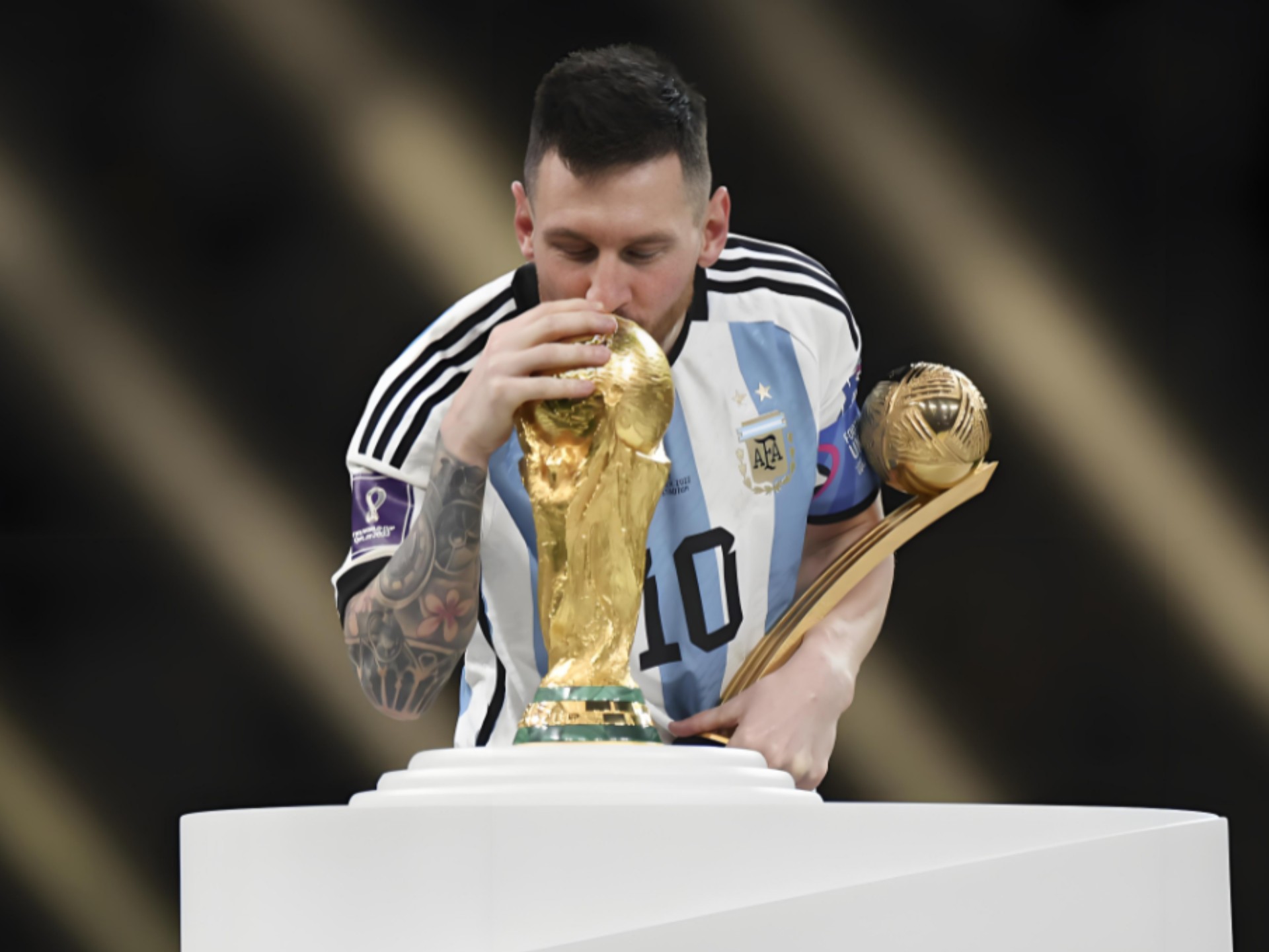 沃勒尔：维尔茨在英超被批评很正常，他不会因此迷失方向