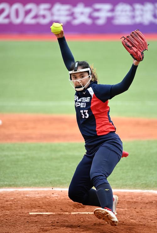 利物浦萨拉赫任意球破门锁定胜局