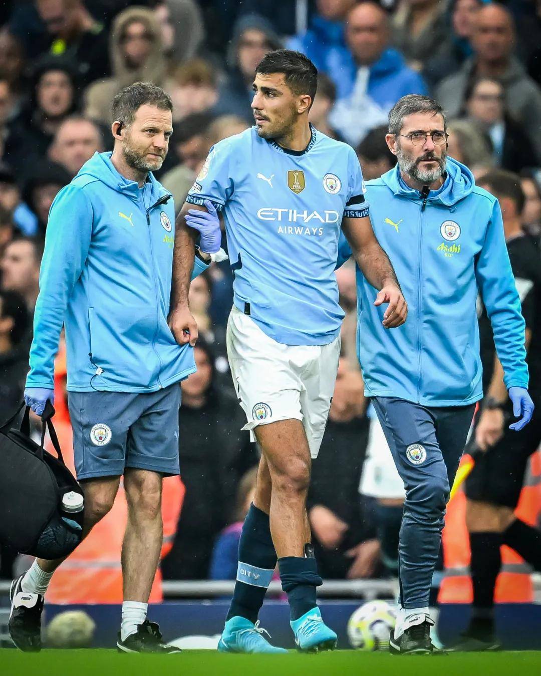 日职球队赛季中调整策略