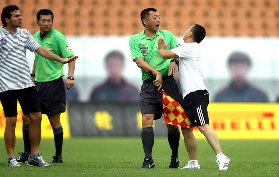 世欧预半场：乔里独造3球，捷克5-0直布罗陀（世预赛欧区半场：乔里一人造三球，捷克5-0领先直布罗陀）
